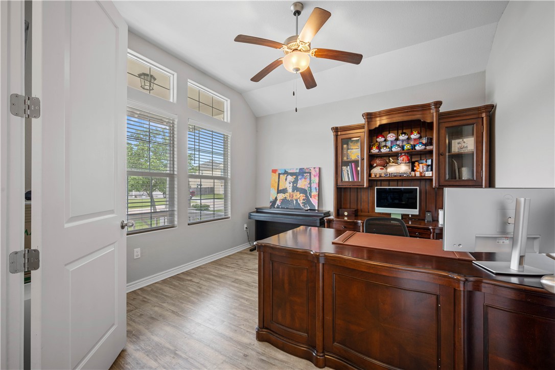 106 Dream Oak Dr