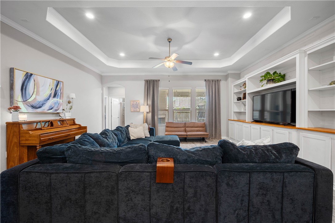 106 Dream Oak Dr