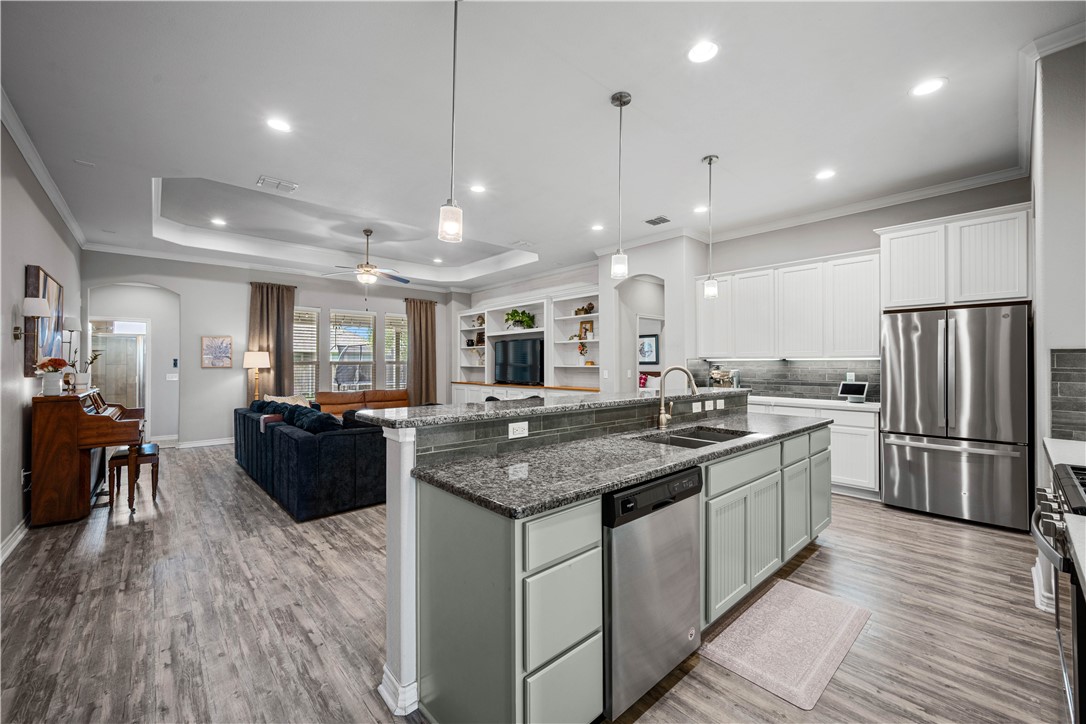 106 Dream Oak Dr
