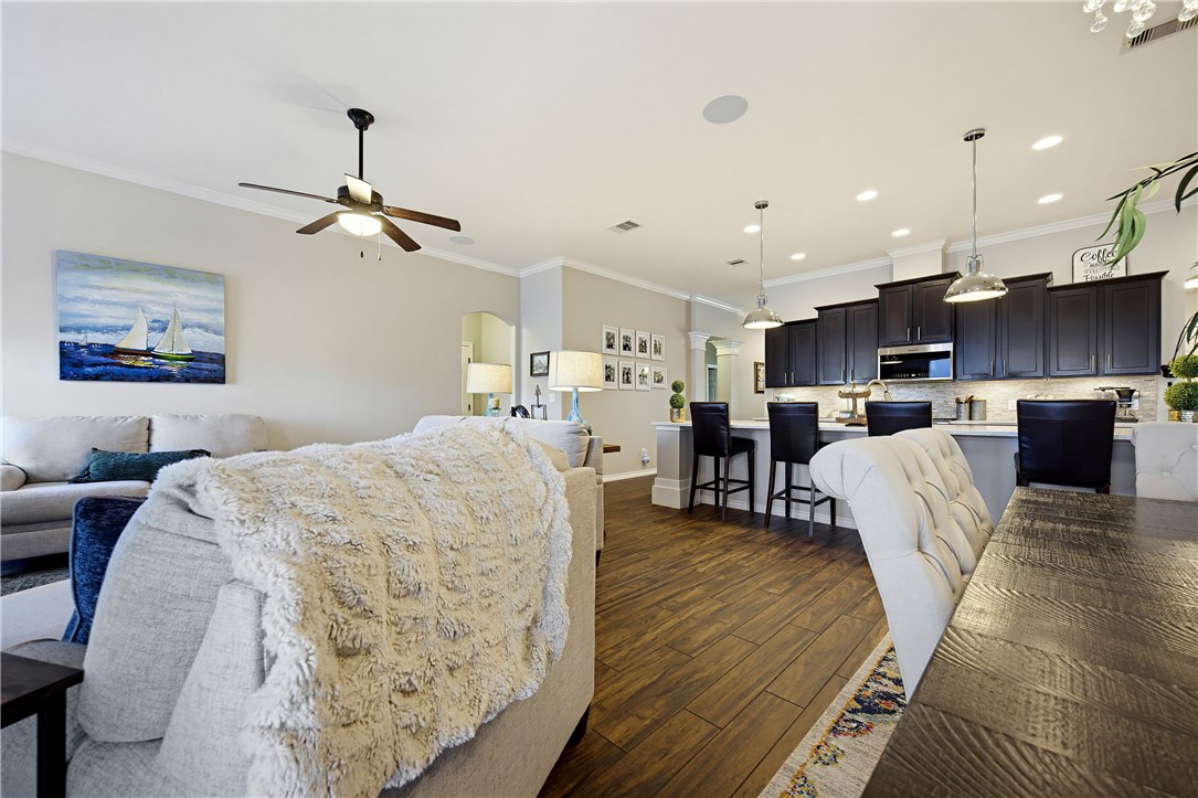 12 Reserve Blvd
