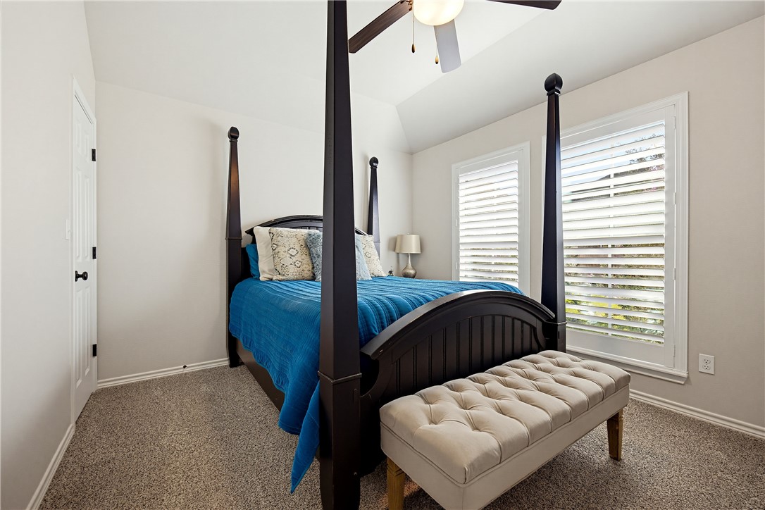 12 Reserve Blvd