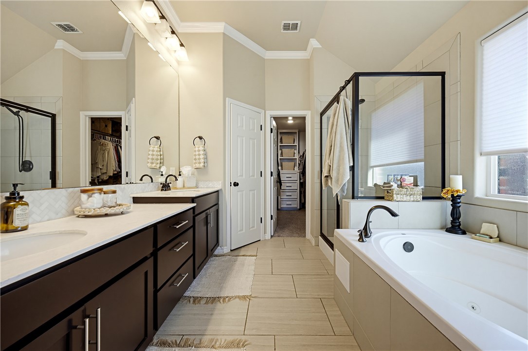 12 Reserve Blvd