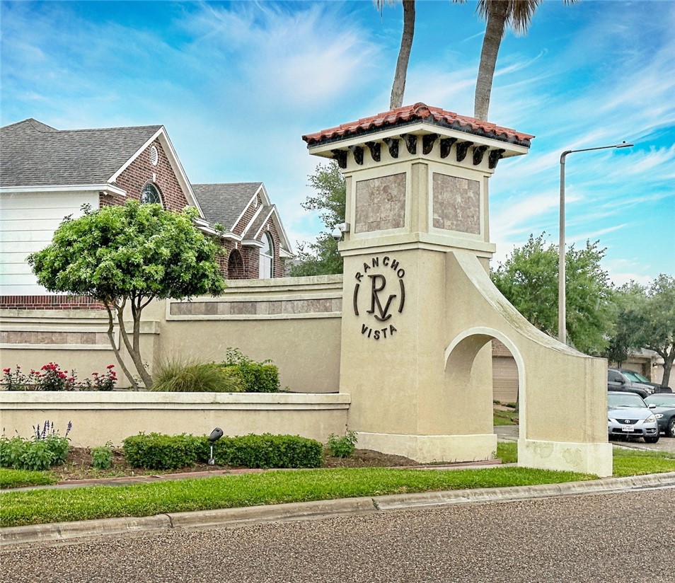 12 Reserve Blvd