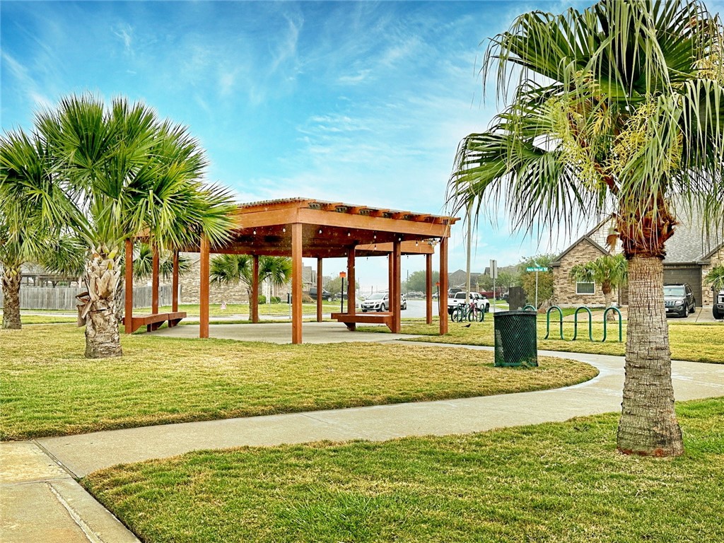 12 Reserve Blvd
