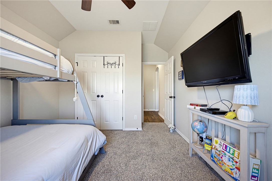 12 Reserve Blvd
