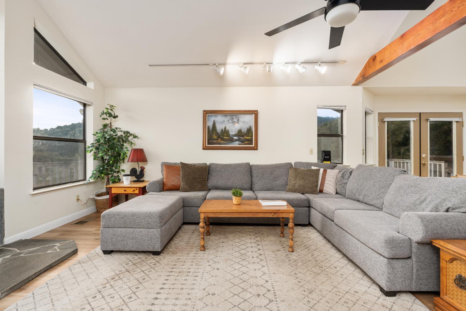 53050 Ridge Top Drive