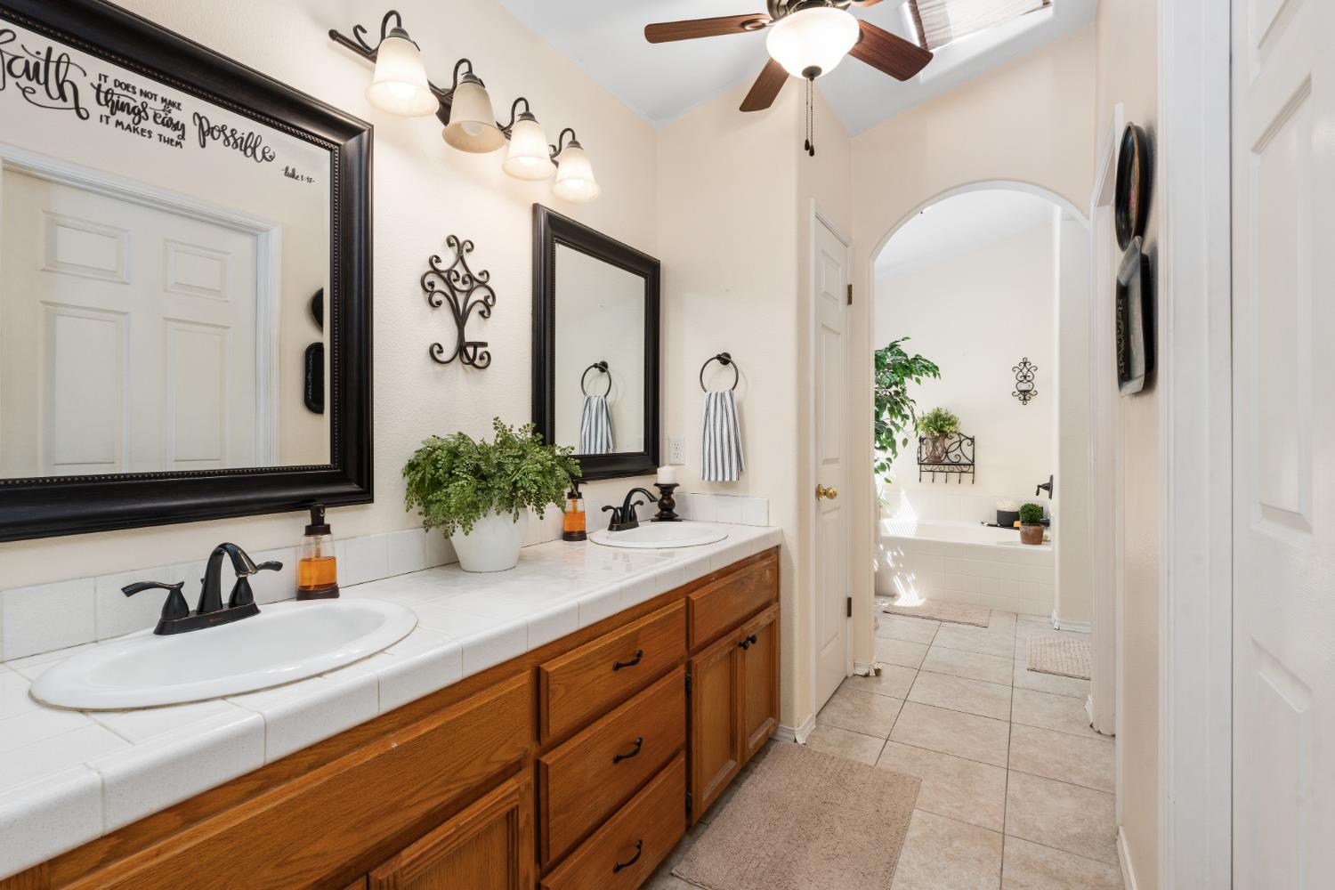 5123 W Browning Avenue