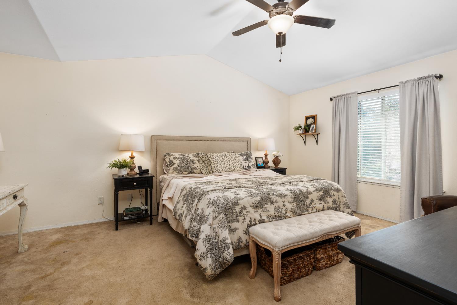 5123 W Browning Avenue