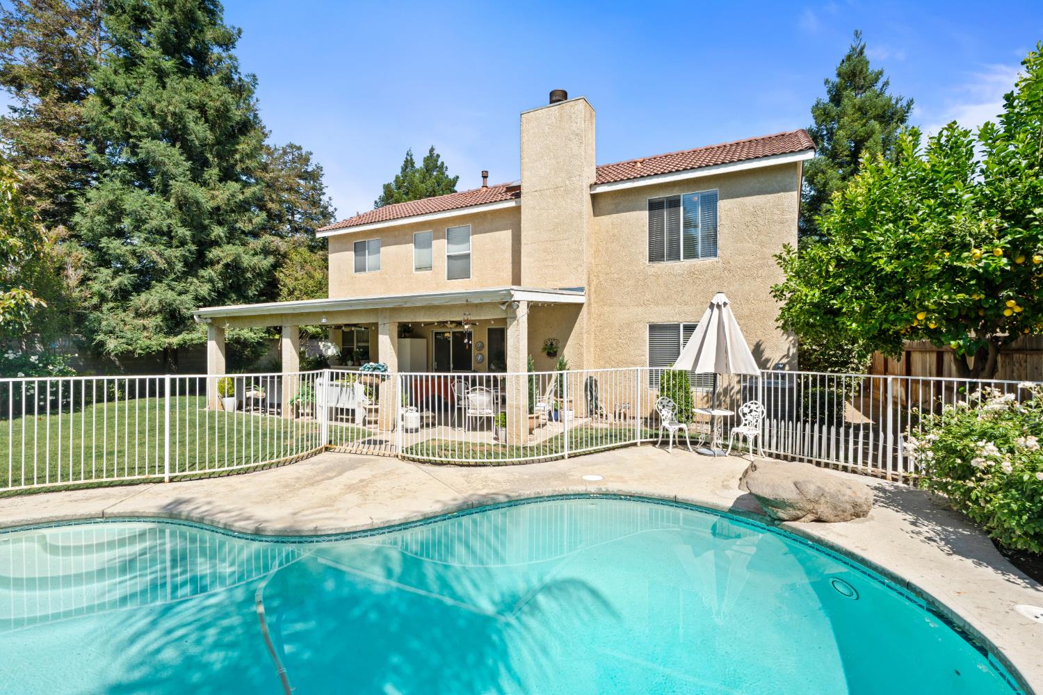 5123 W Browning Avenue