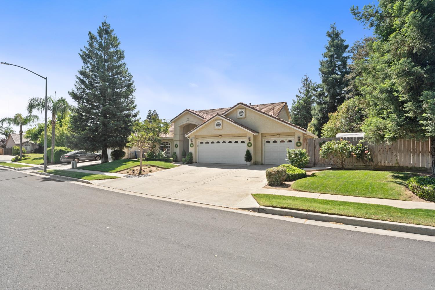 5123 W Browning Avenue