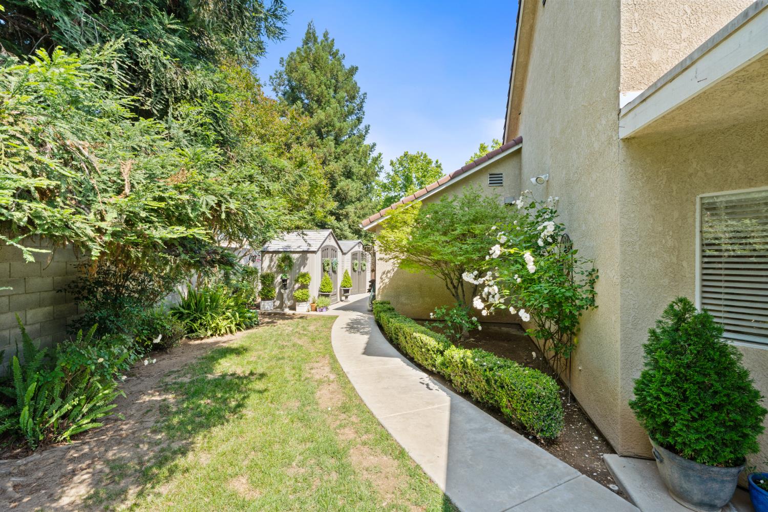 5123 W Browning Avenue