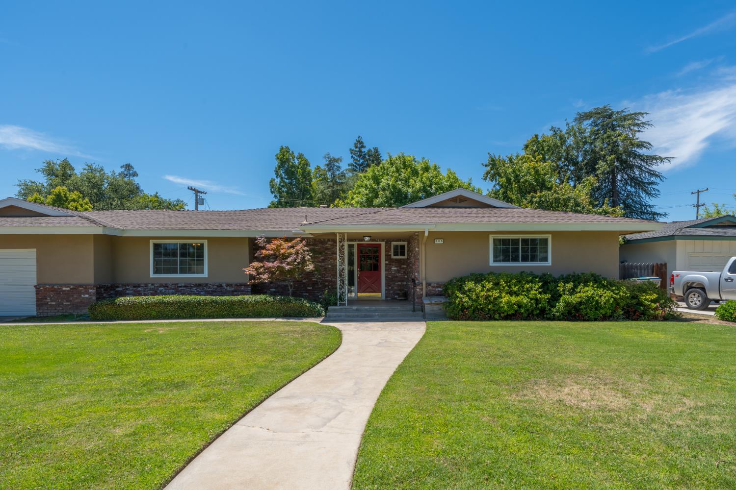 645 W Celeste Avenue
