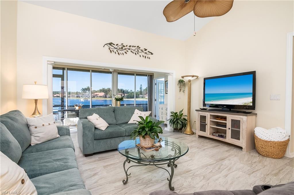 613 Windsor SQ # 101