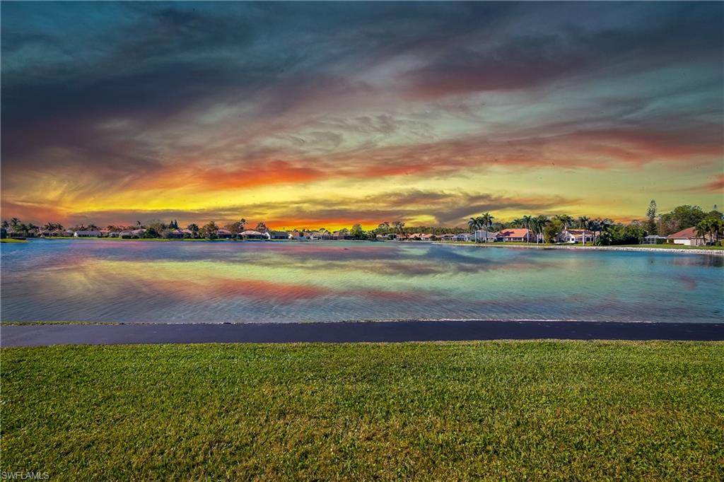 541 Windsor SQ # 202