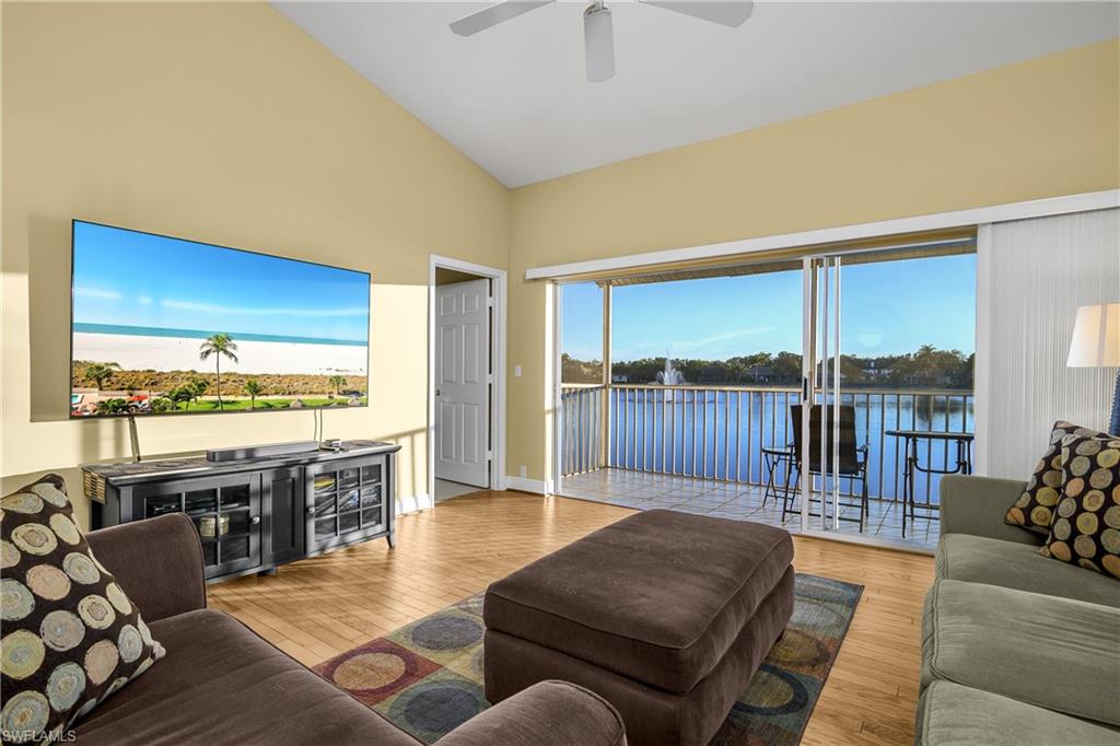 541 Windsor SQ # 202