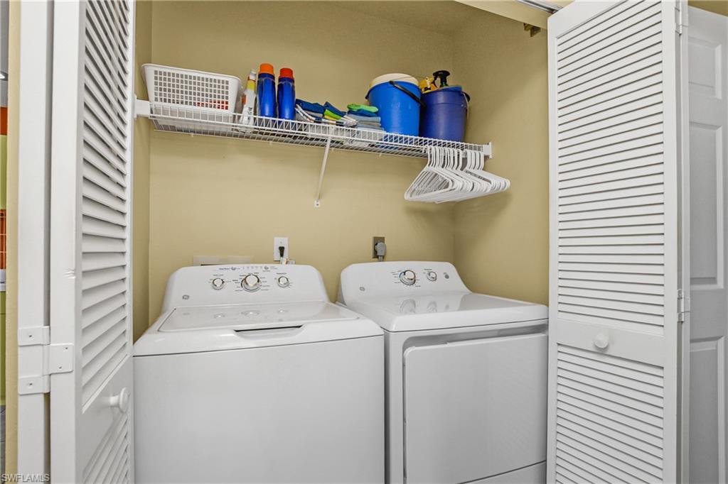 541 Windsor SQ # 202