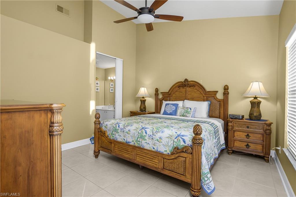 541 Windsor SQ # 202