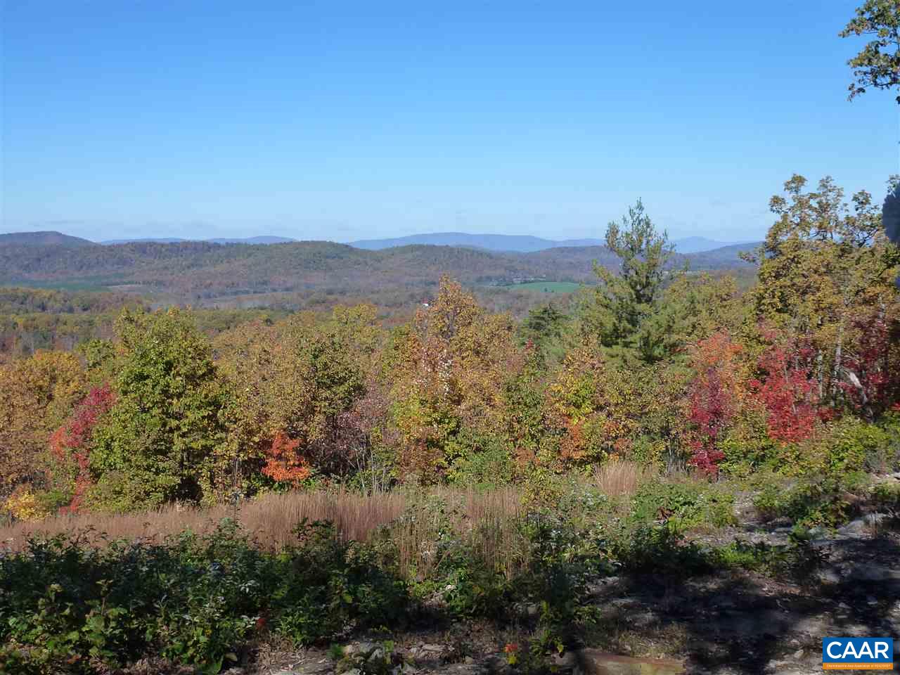 3392 EDGEMONT FARM