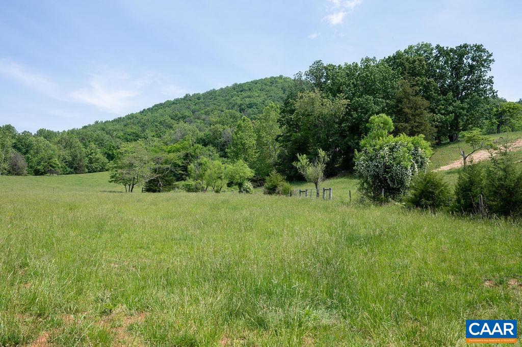 1901 KINDERHOOK RD