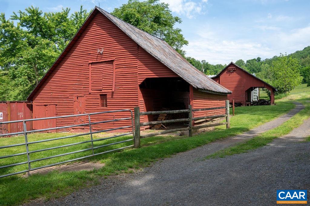 1901 KINDERHOOK RD