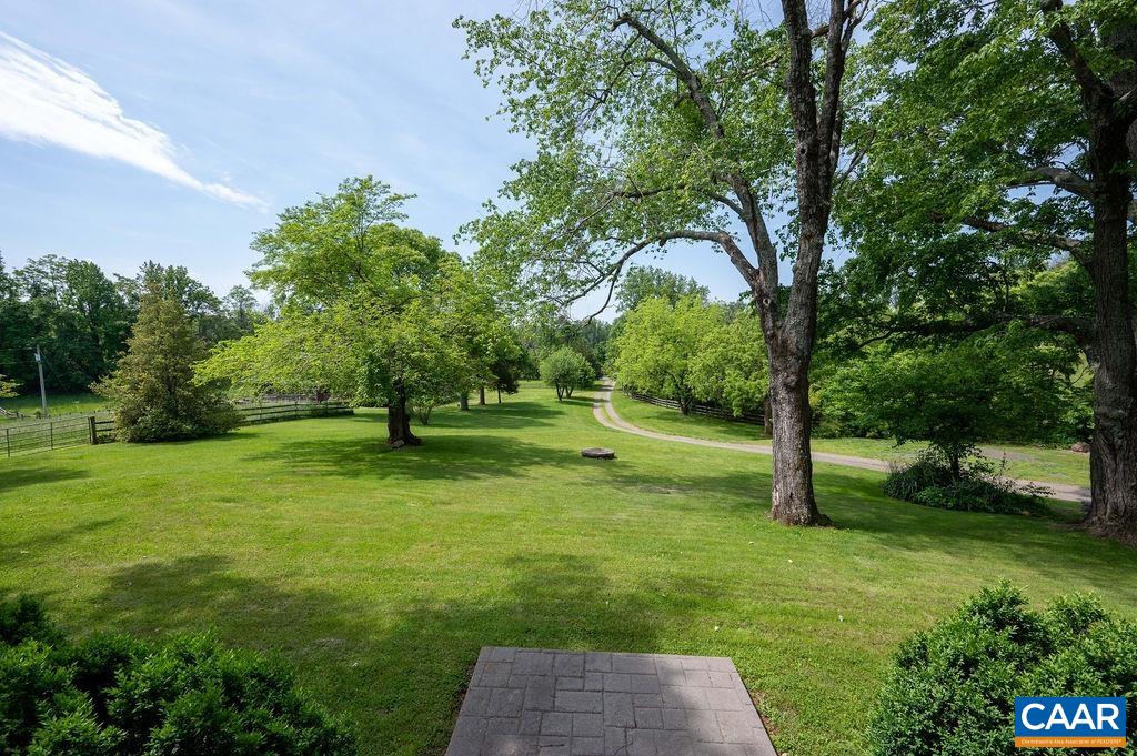 1901 KINDERHOOK RD