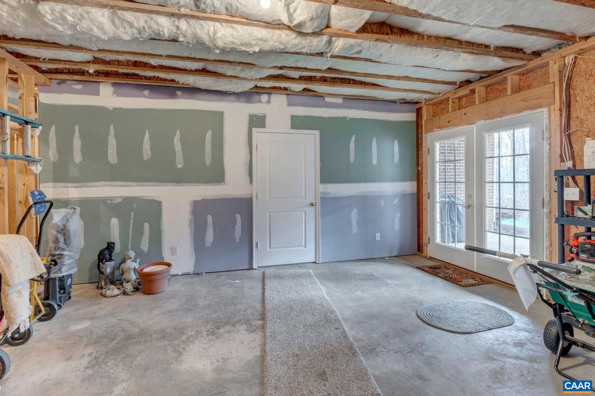 6340 INDIAN RIDGE DR