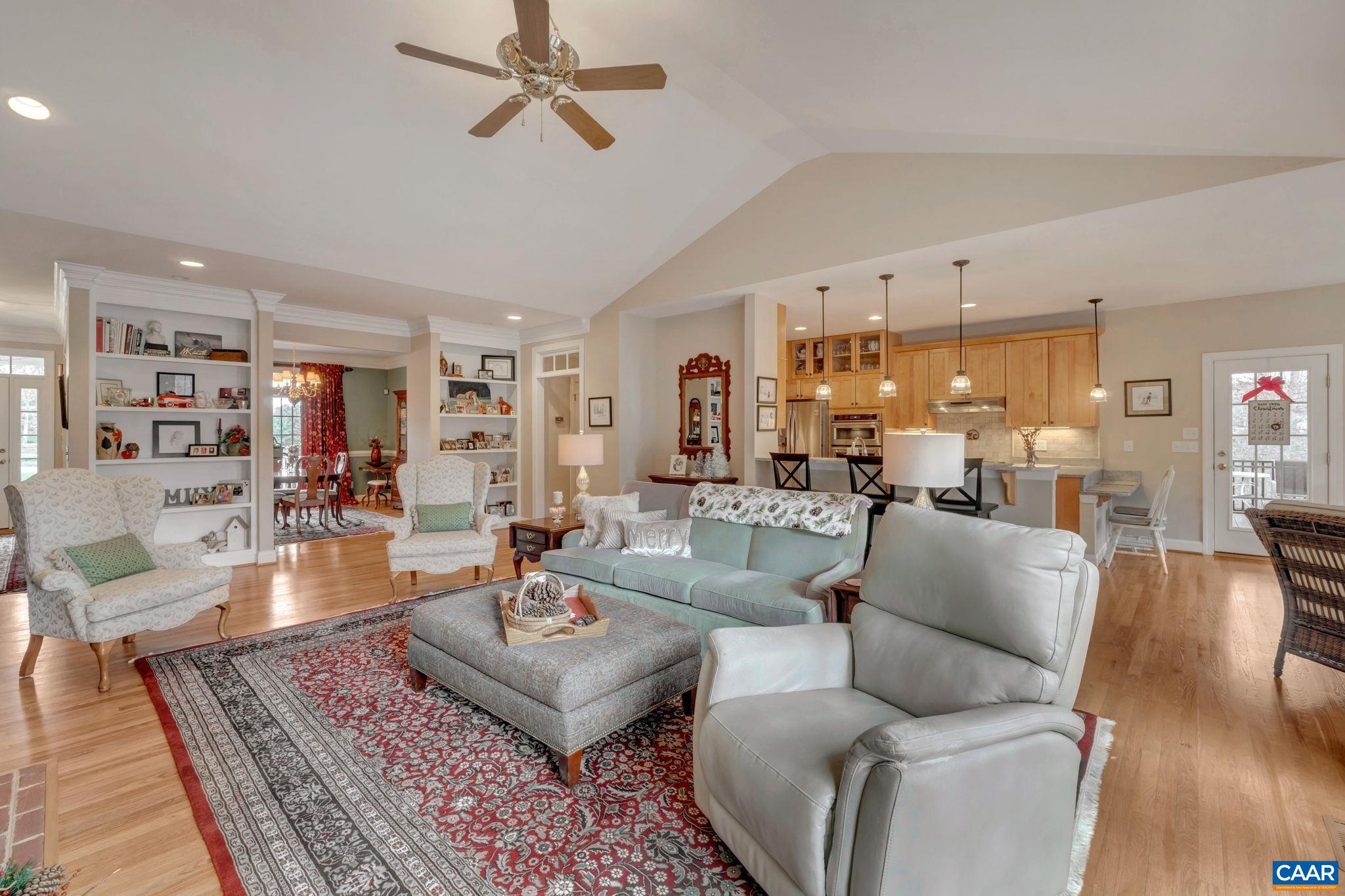 6340 INDIAN RIDGE DR