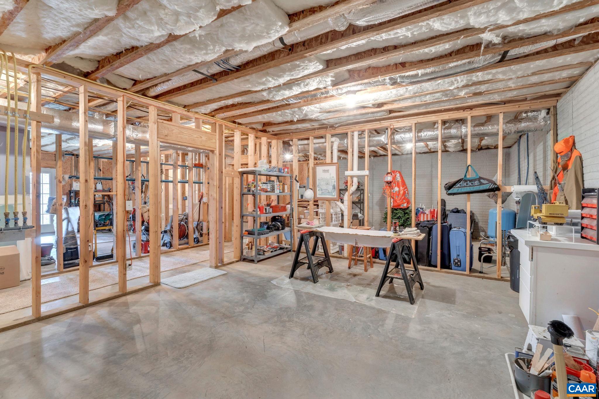 6340 INDIAN RIDGE DR