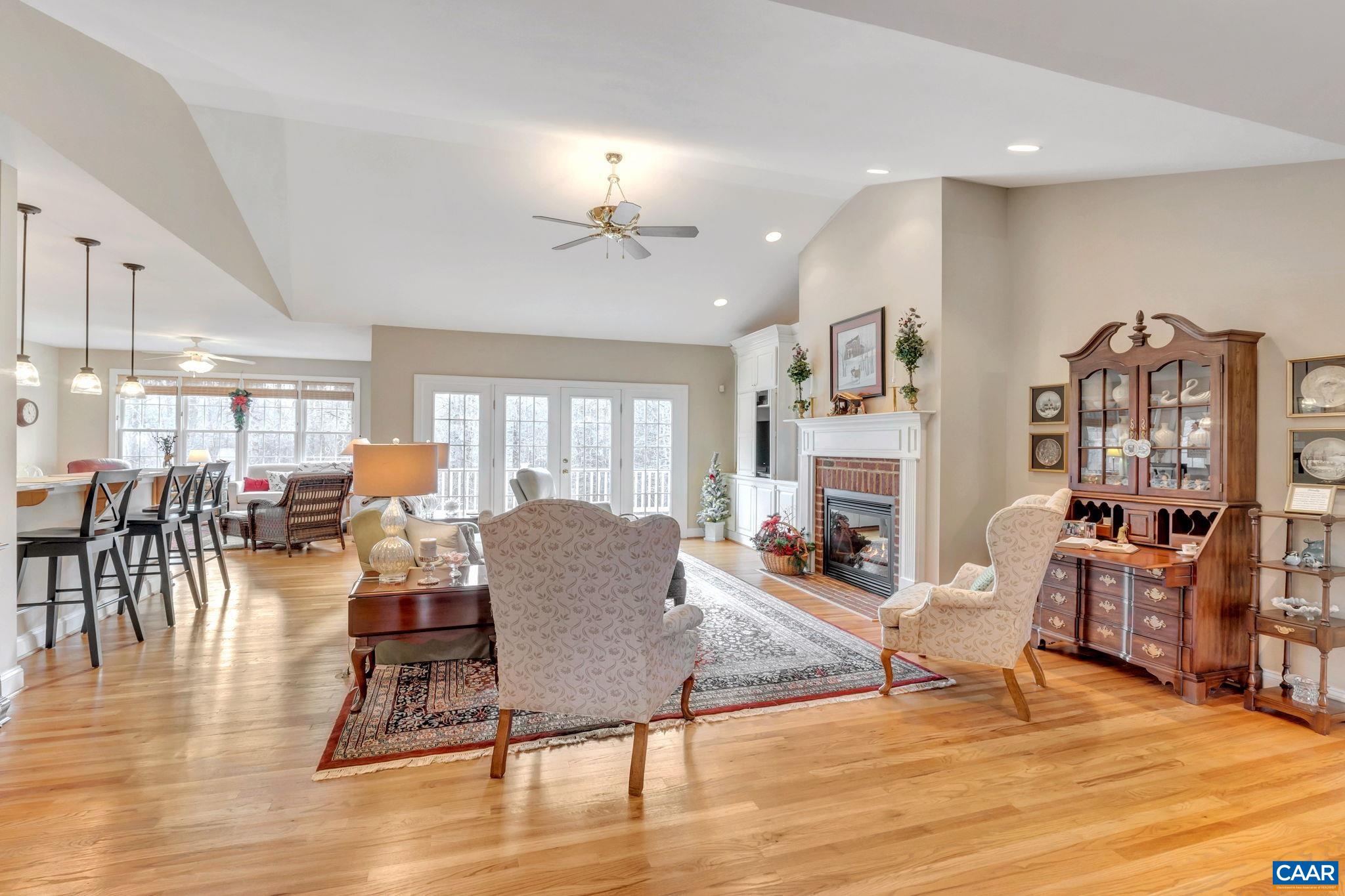 6340 INDIAN RIDGE DR