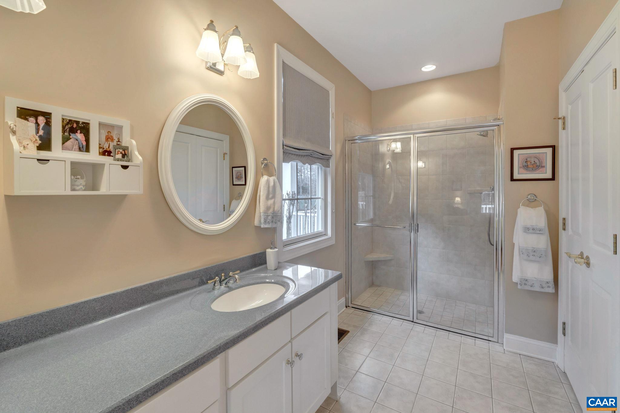 6340 INDIAN RIDGE DR