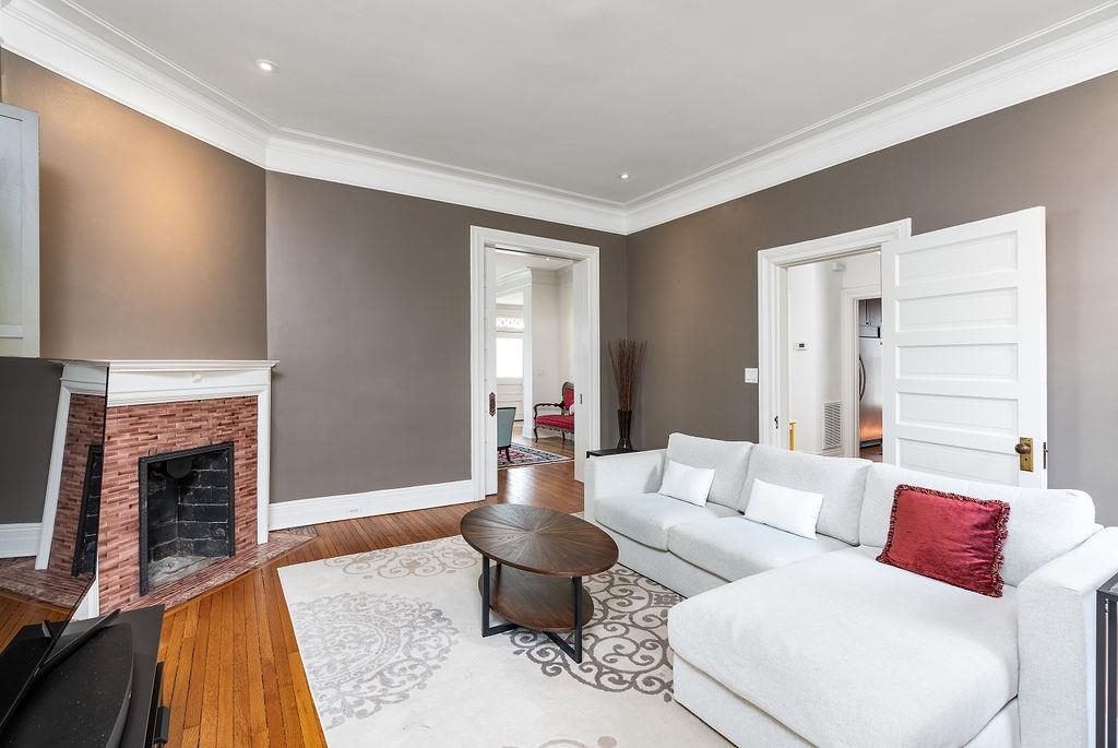 311 BERKELEY PL