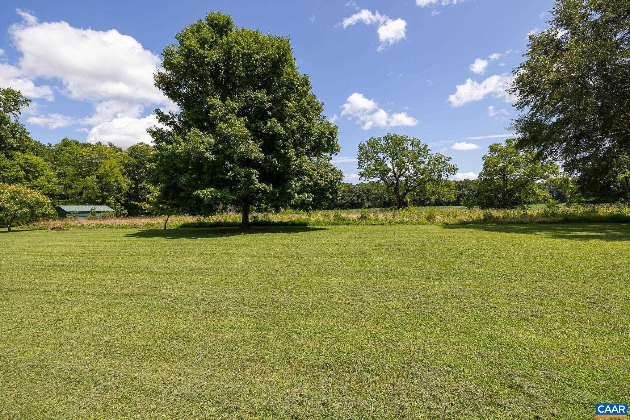 2426 PROSPECT HILL LN