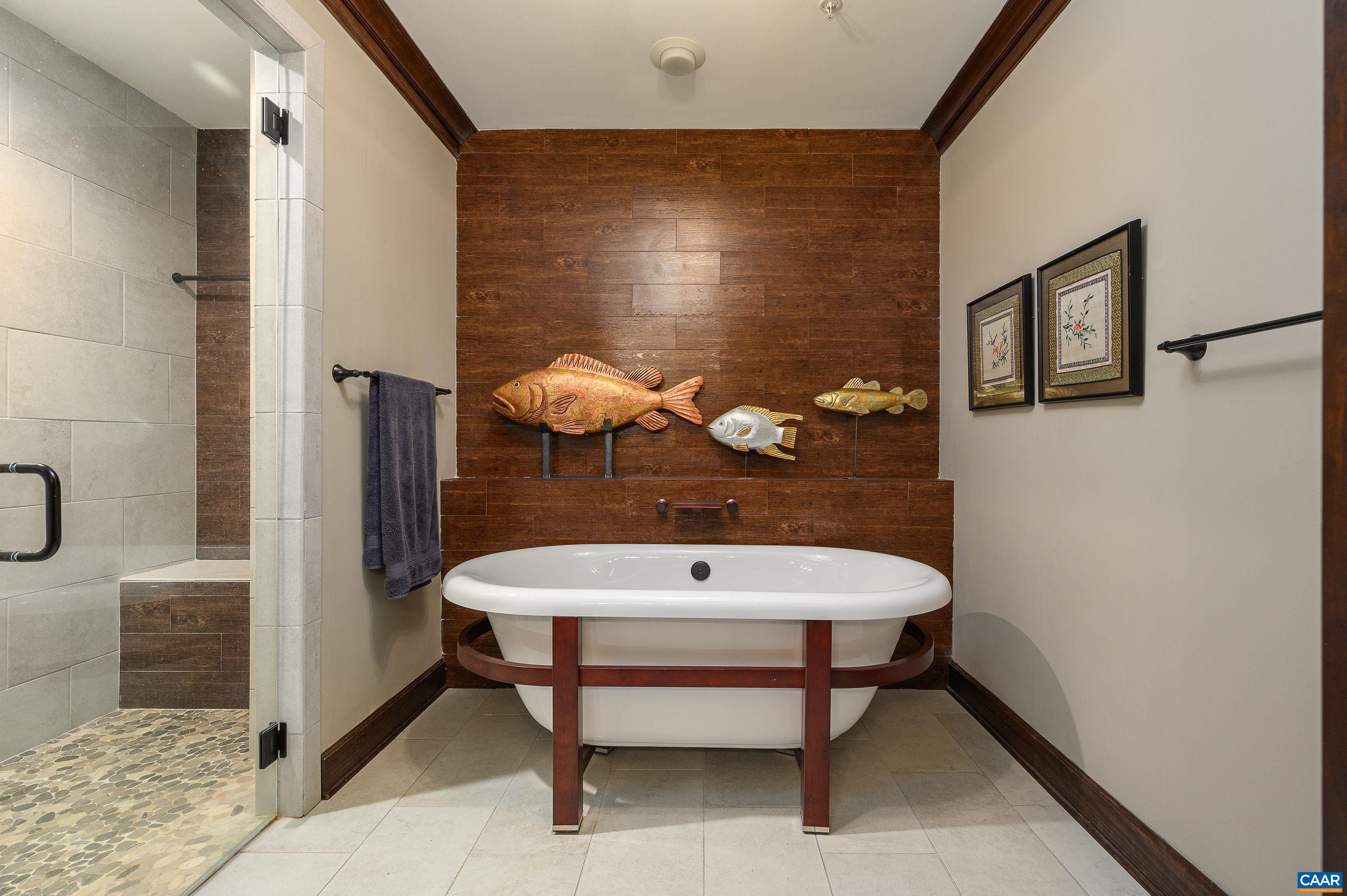 218 W WATER ST Unit: 601