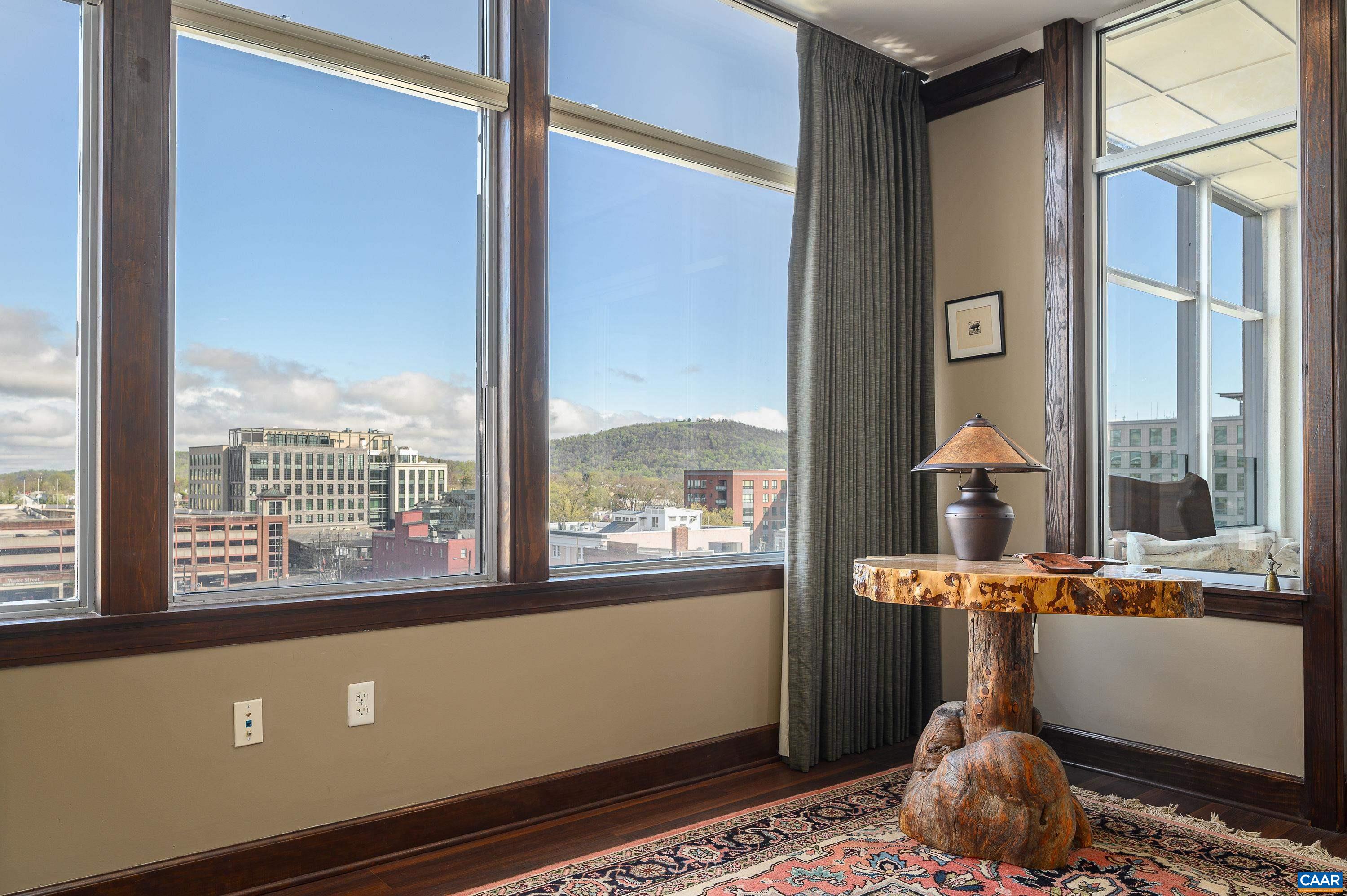 218 W WATER ST Unit: 601