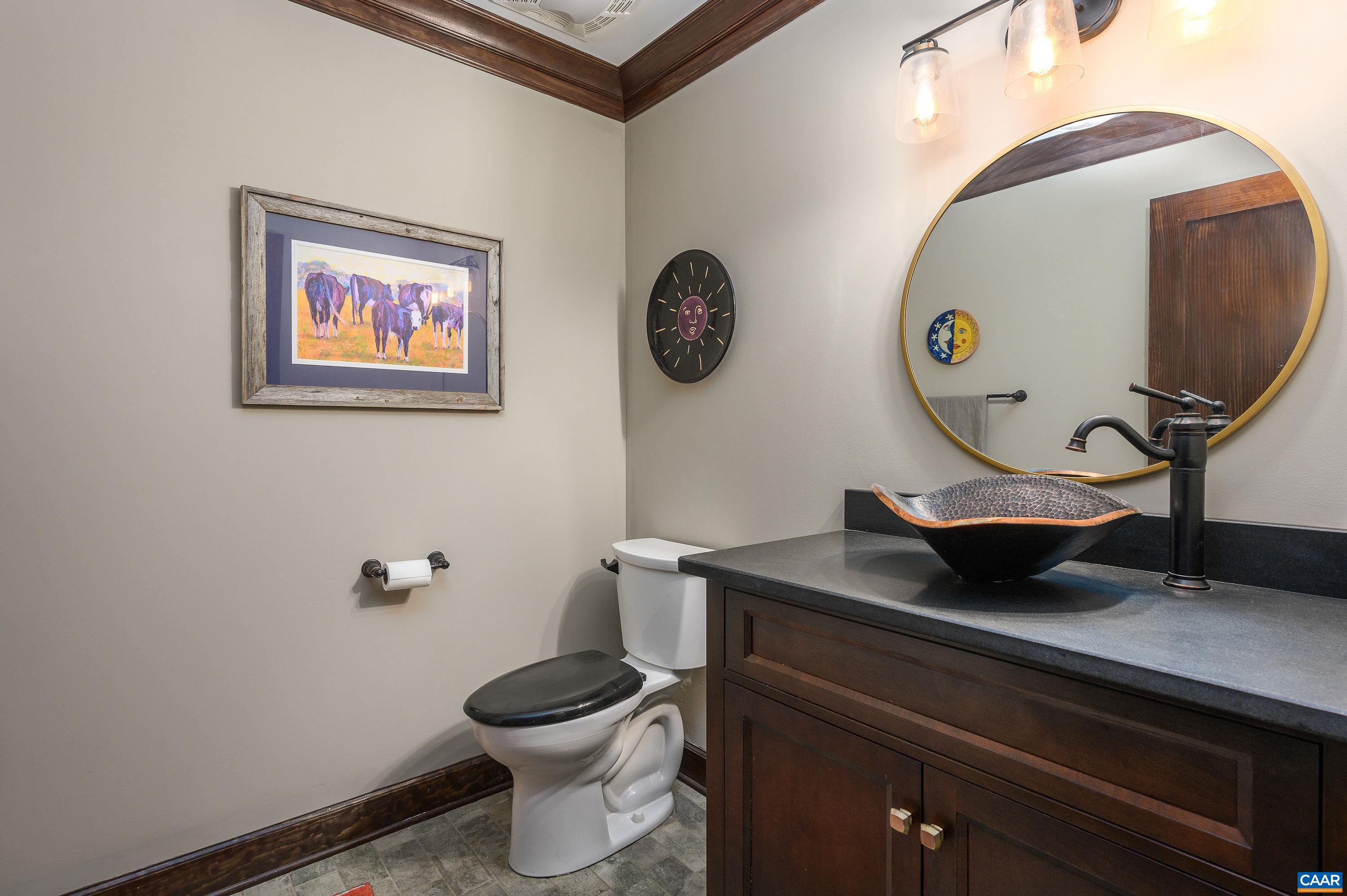 218 W WATER ST Unit: 601