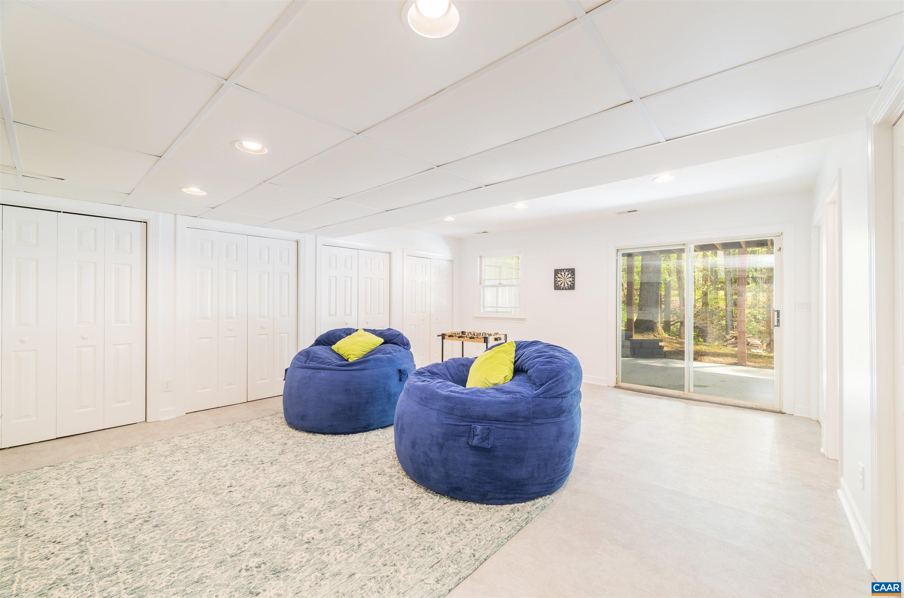 3355 COLEMAN DR