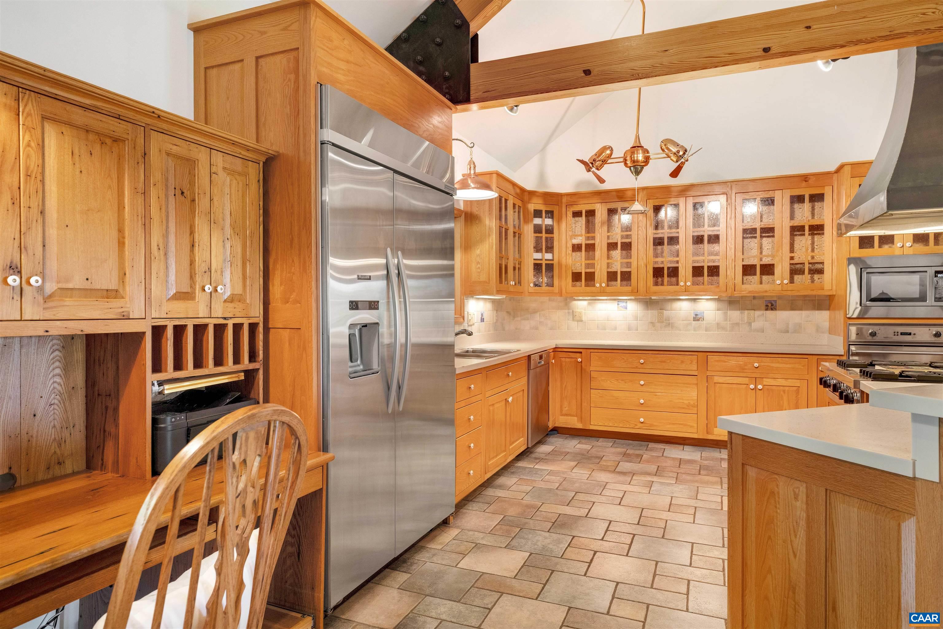 403 DEER HAVEN LN