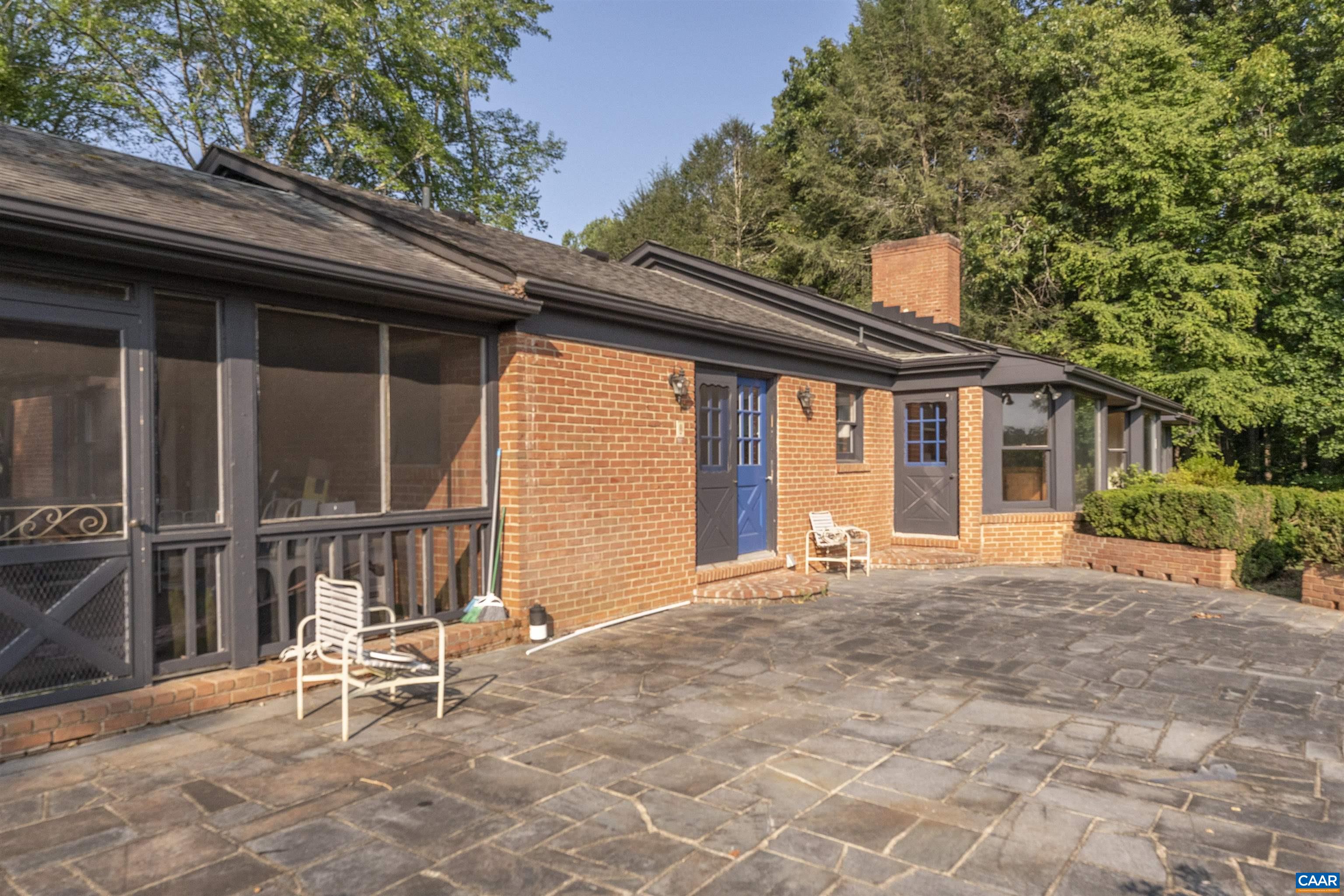 2599 OAK PARK RD