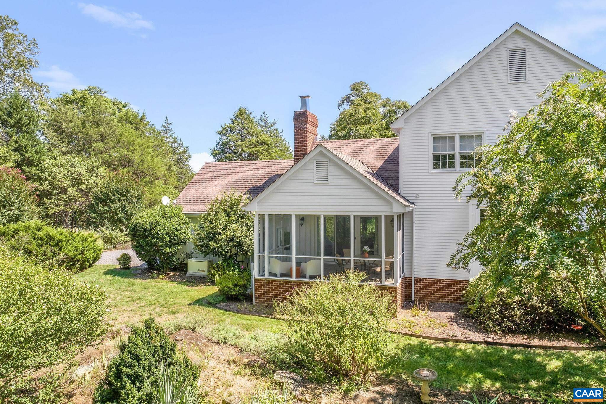 4470 OLD FIELDS RD