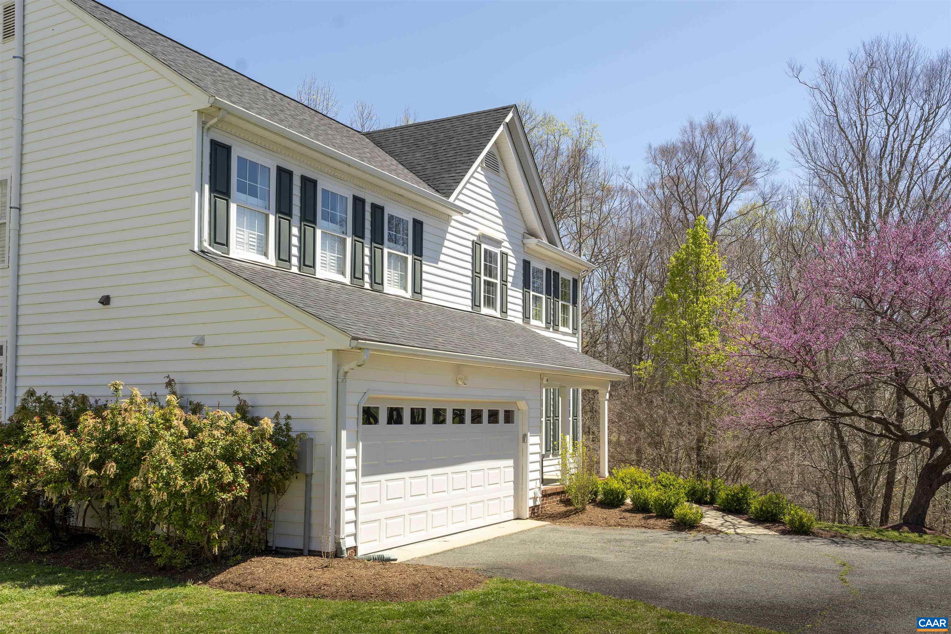 1277 DUNLORA DR