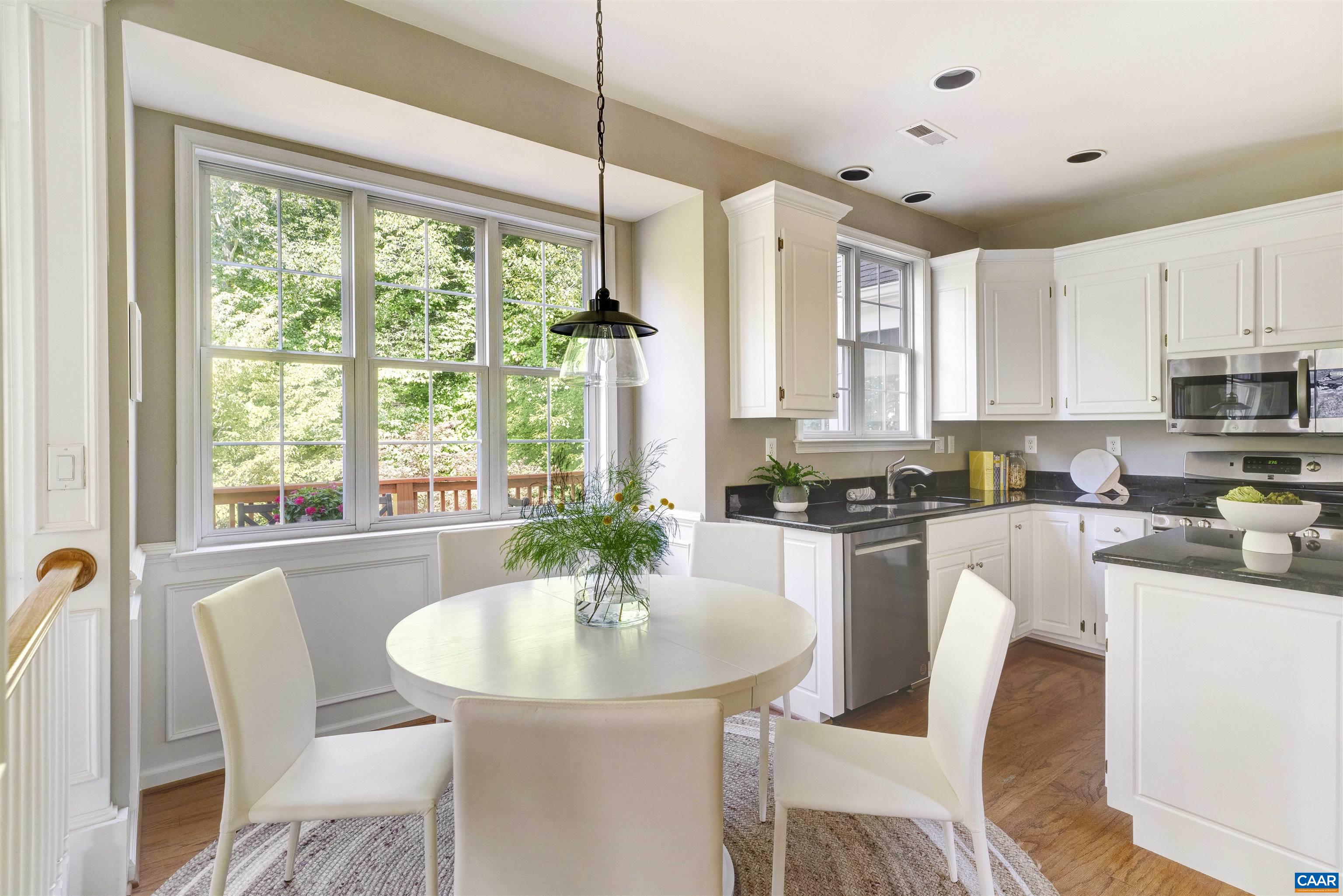 1277 DUNLORA DR