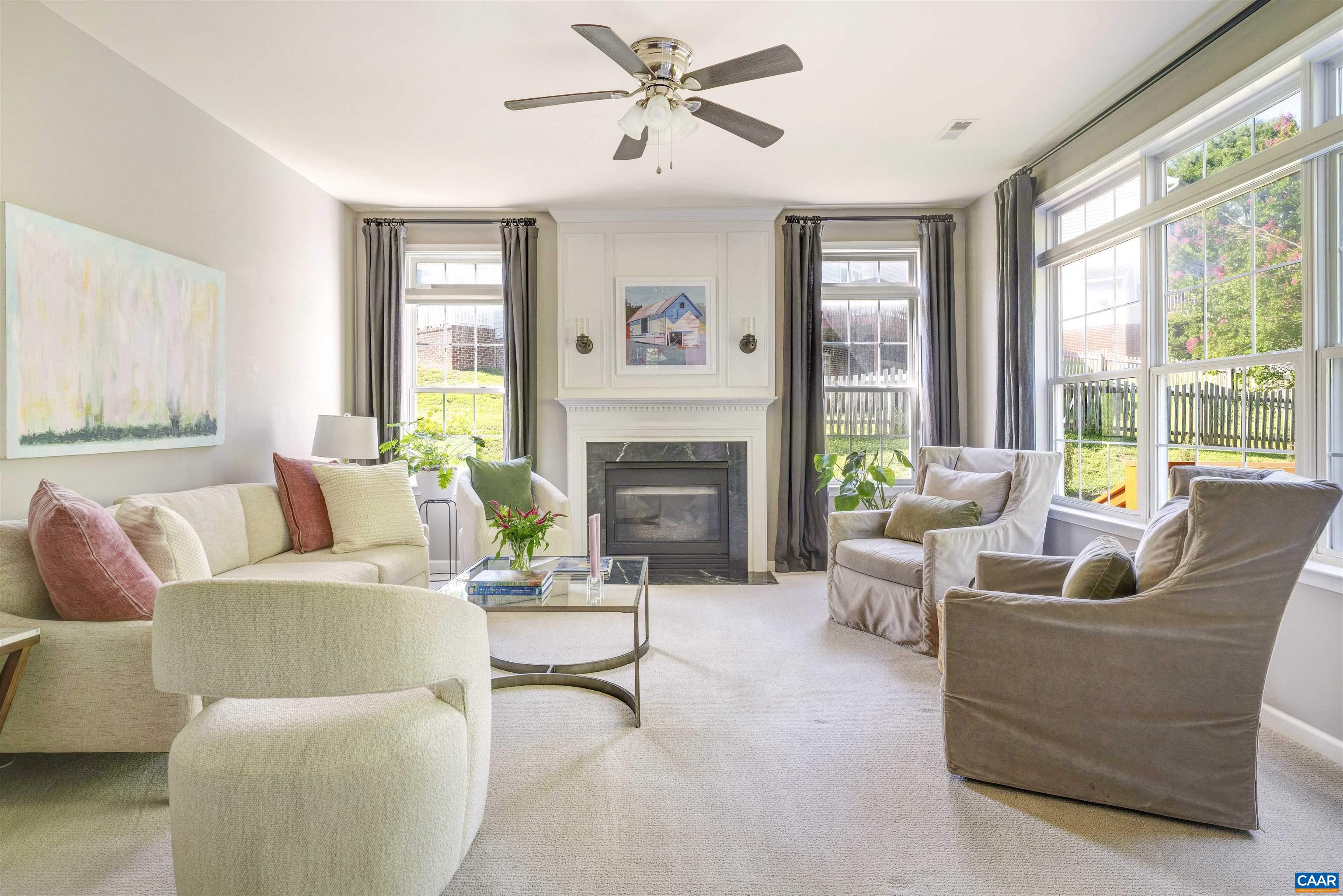 1277 DUNLORA DR