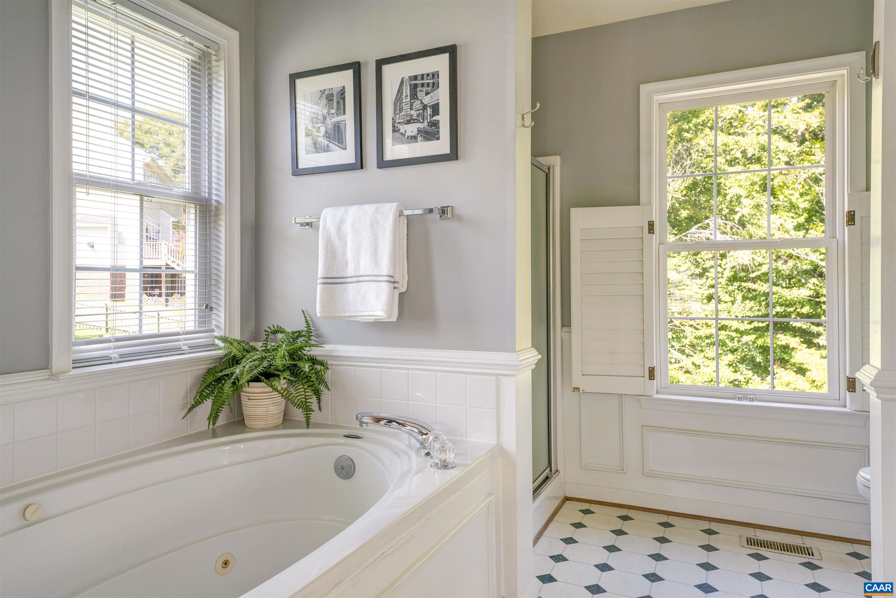 1277 DUNLORA DR