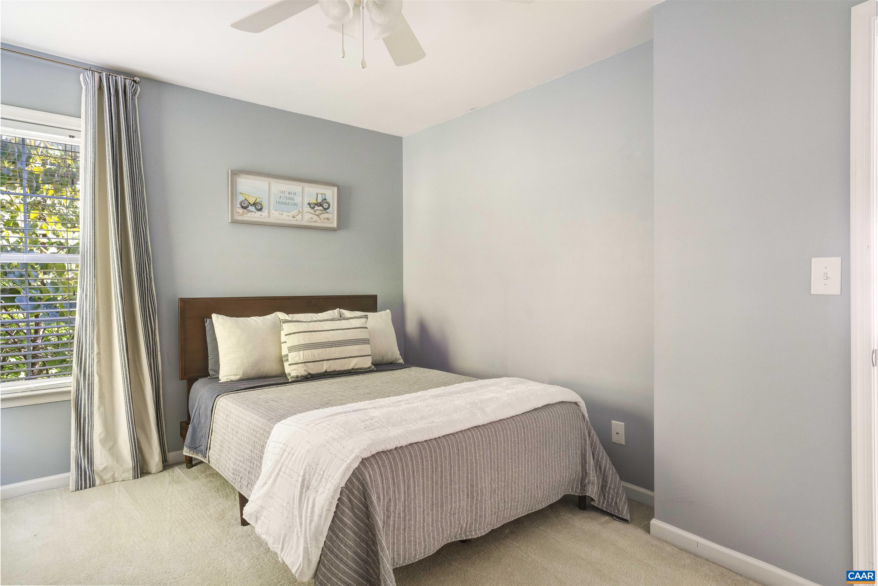 1277 DUNLORA DR