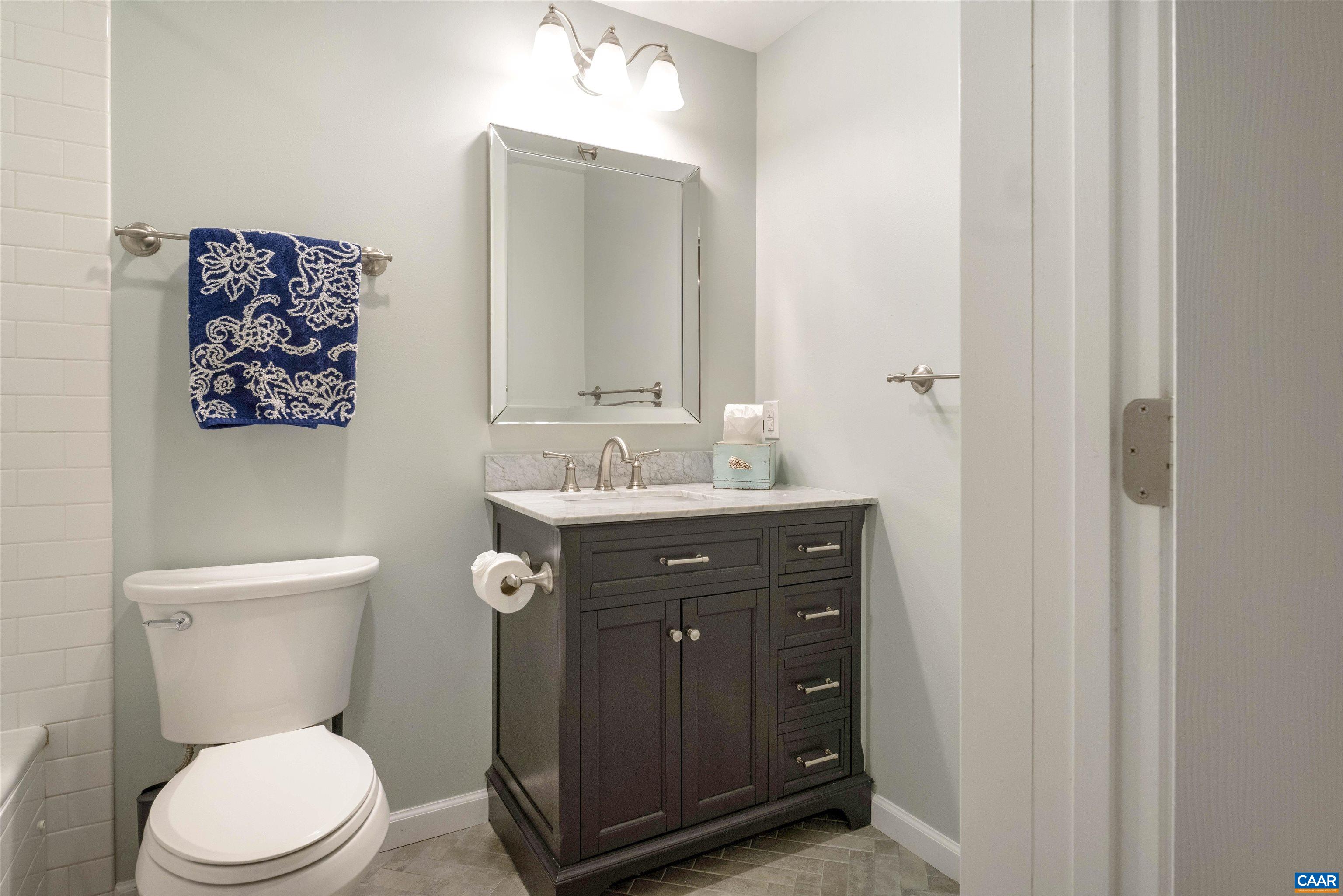 1277 DUNLORA DR
