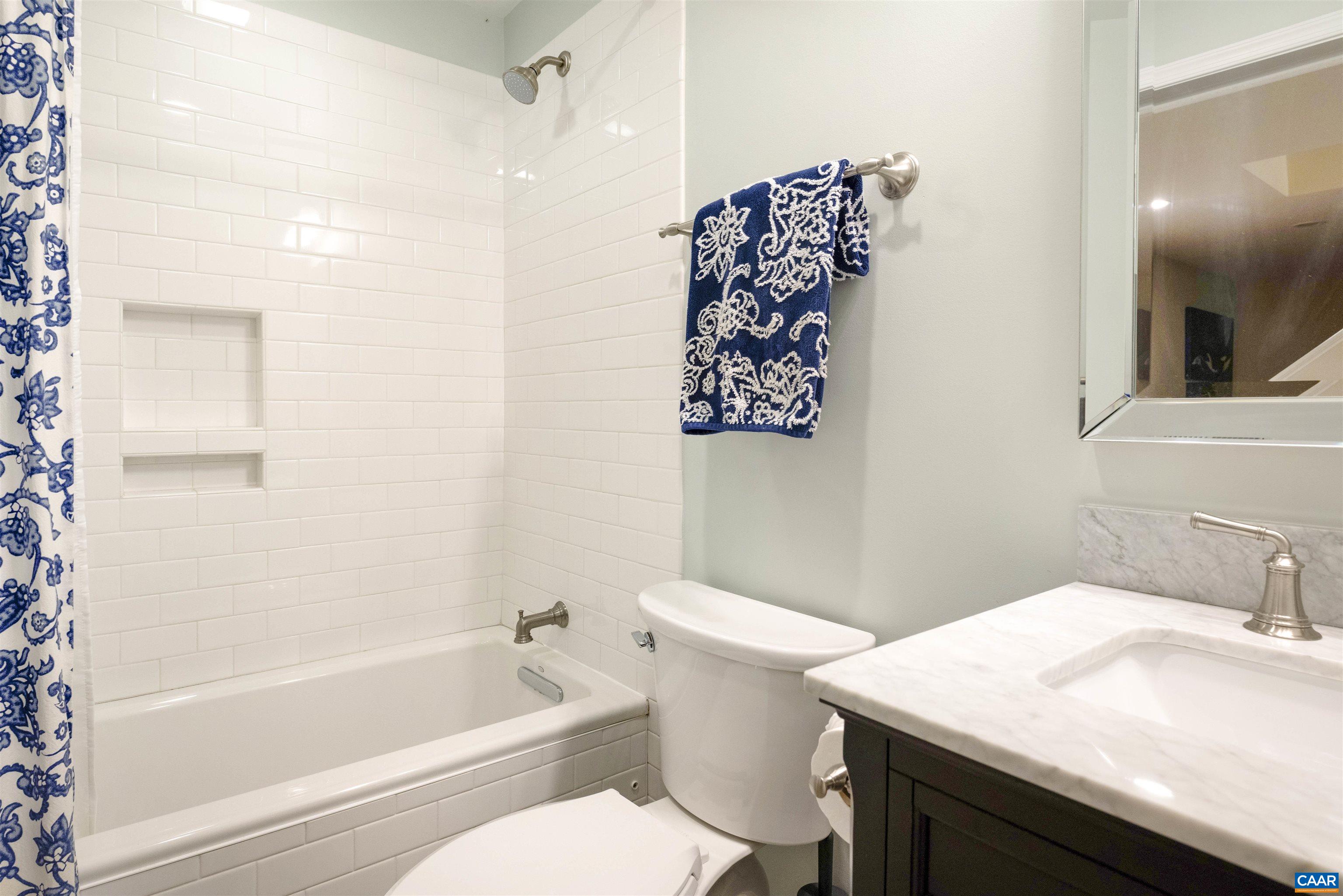 1277 DUNLORA DR