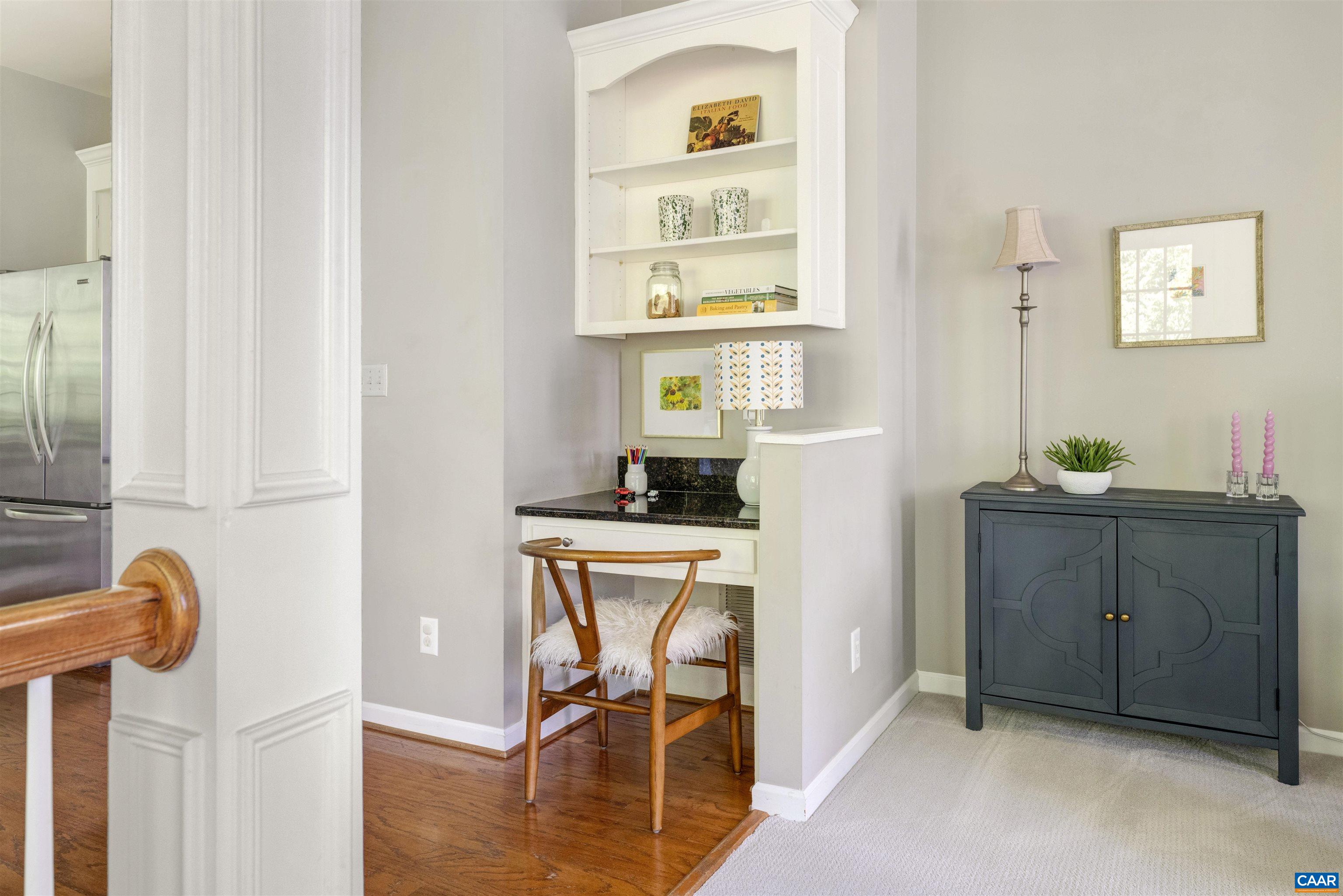 1277 DUNLORA DR