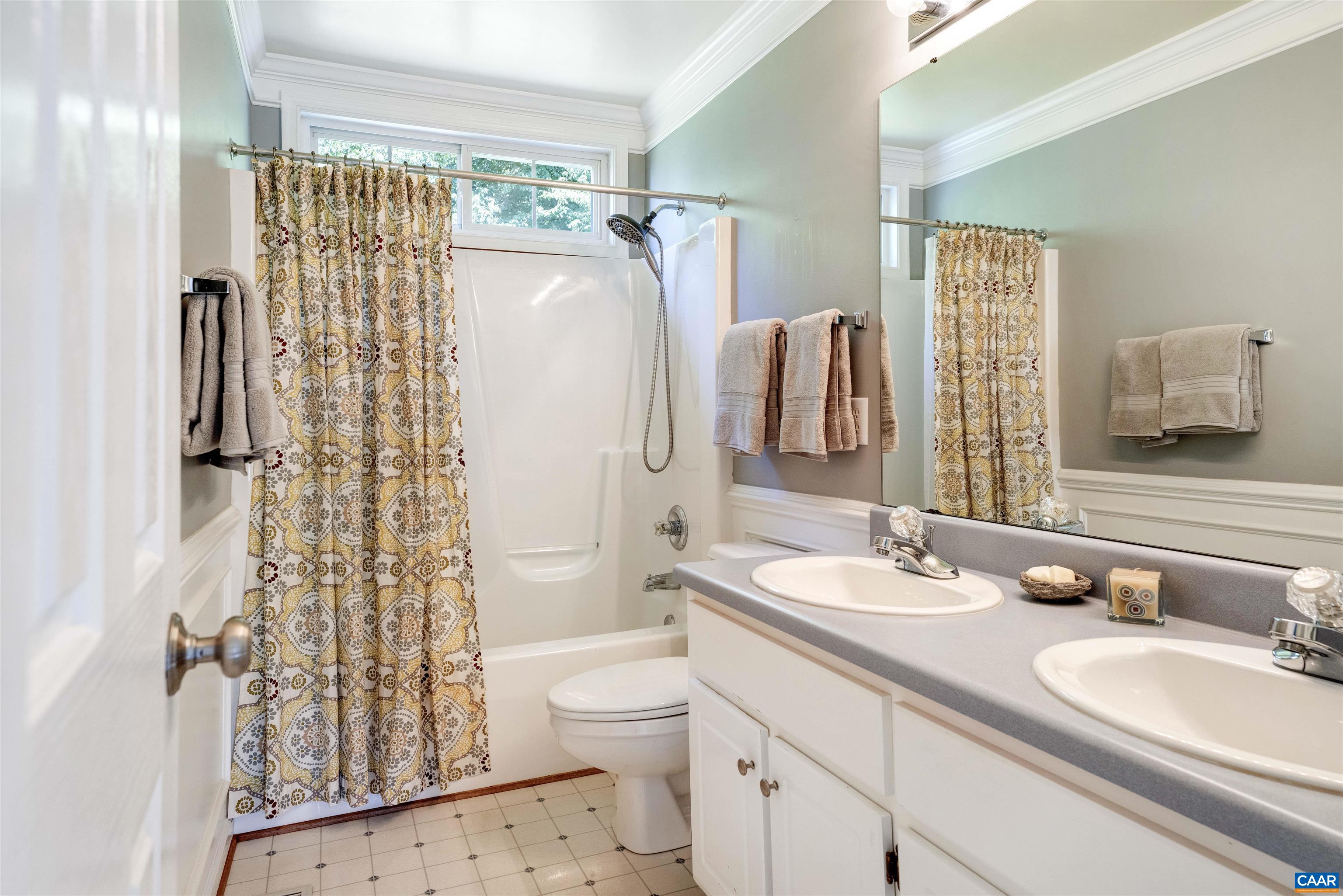1277 DUNLORA DR
