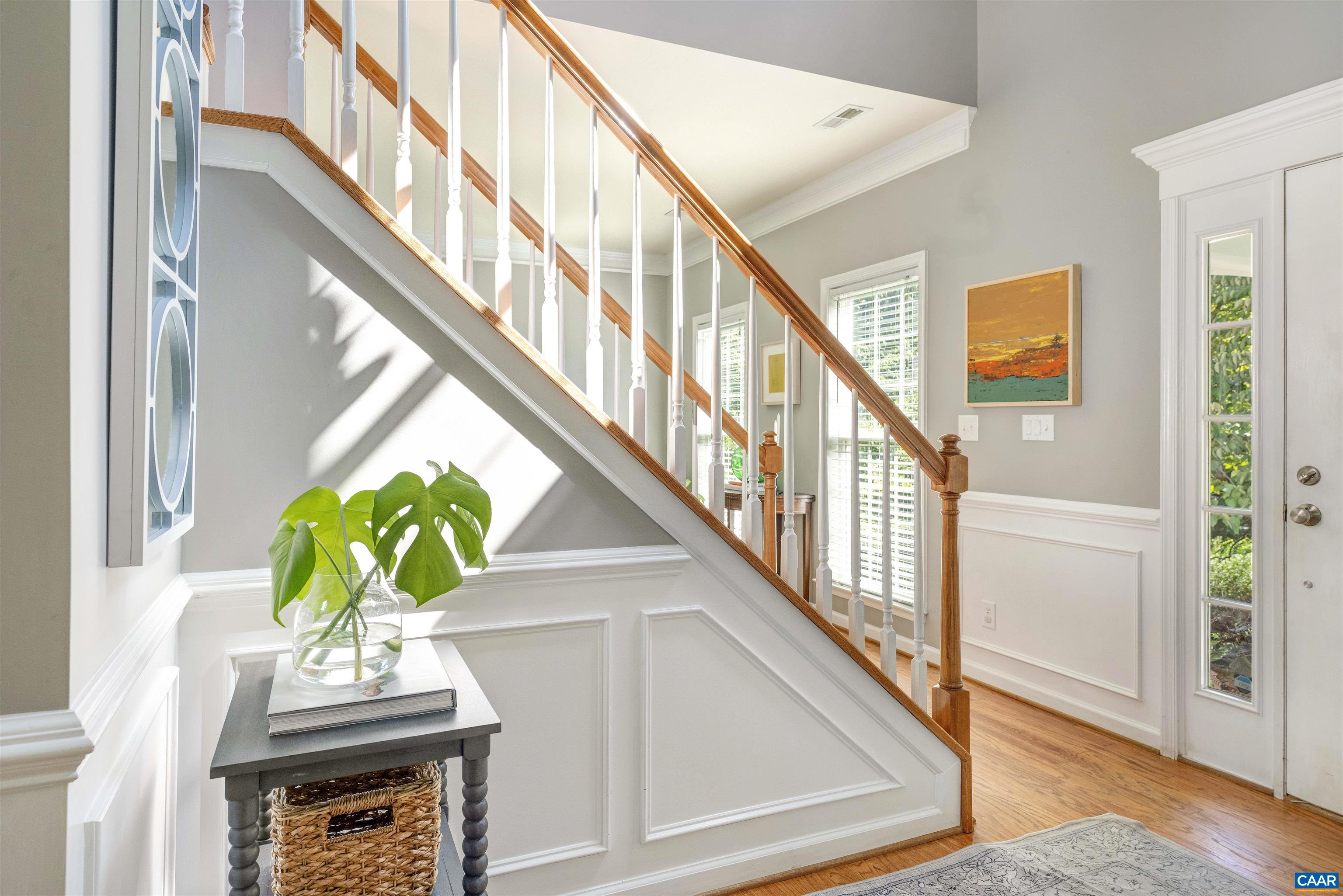 1277 DUNLORA DR
