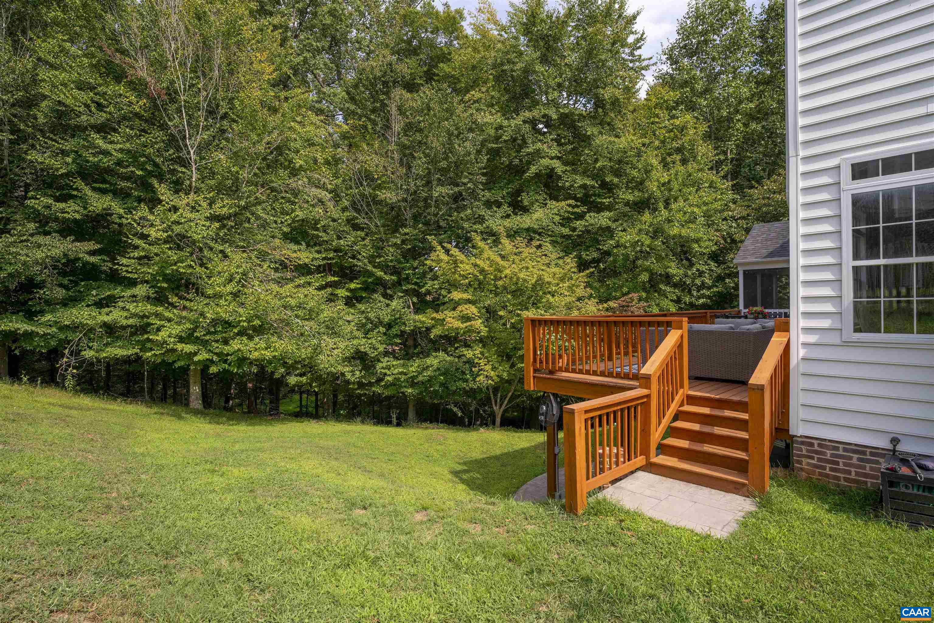 1277 DUNLORA DR